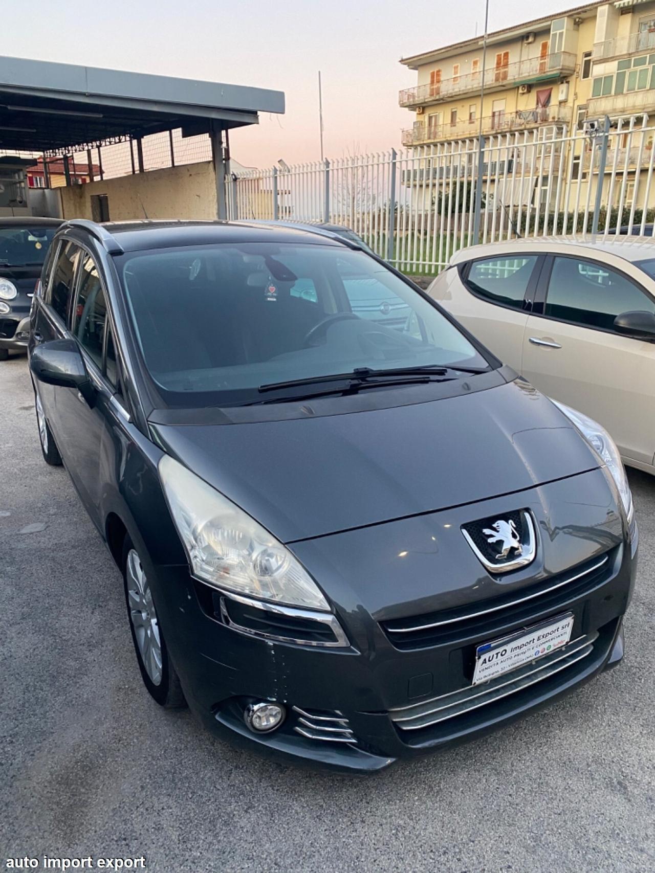 Peugeot 5008 1.6 HDi 7 Posti 2011 Full Tetto