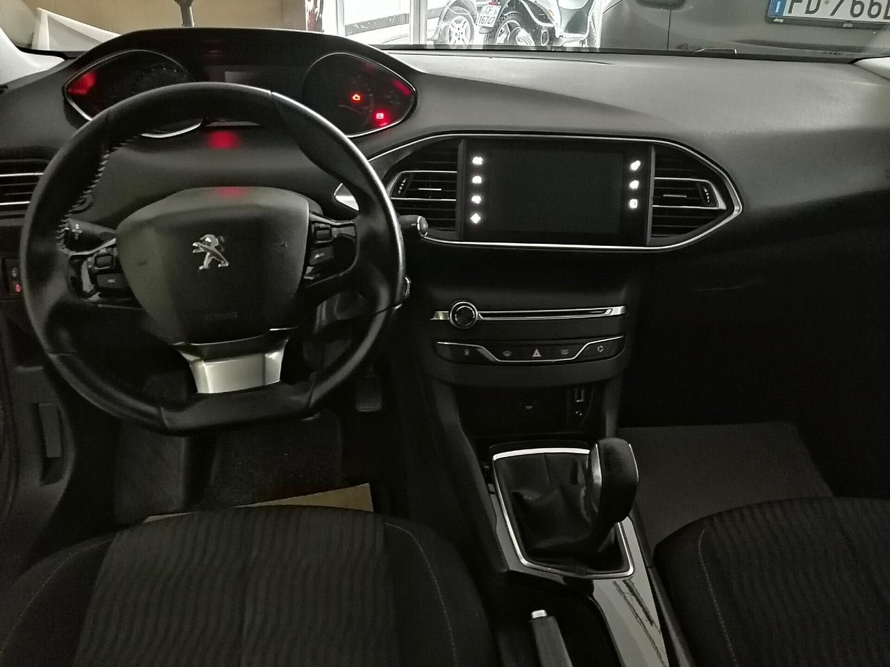 Peugeot 308 1.6 HDi 92 CV Business