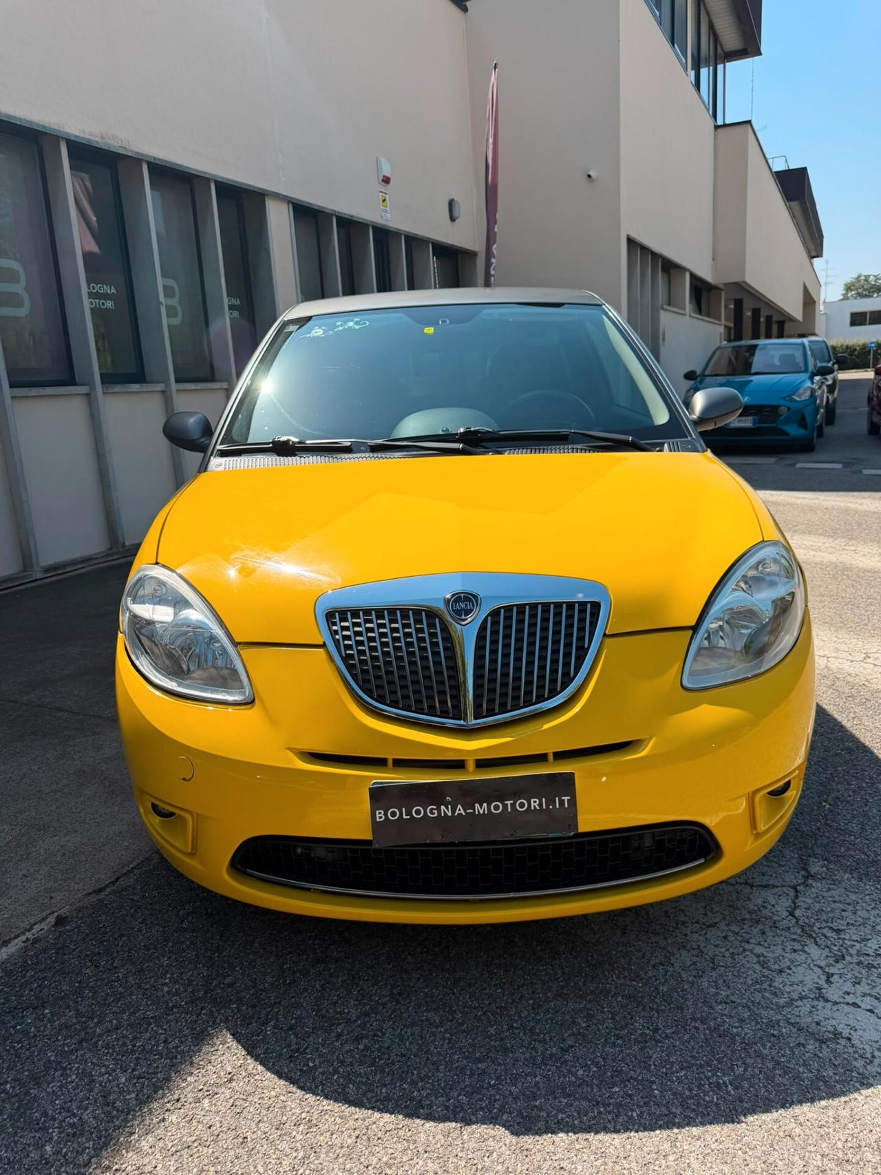 Lancia Ypsilon 1.2 Argento