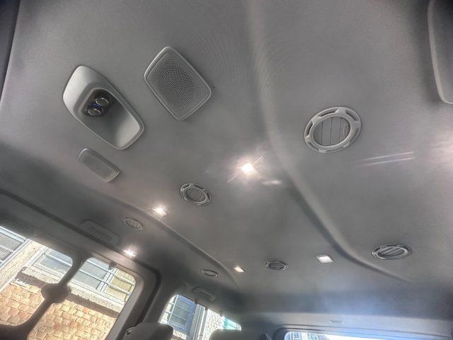 FORD Tourneo Custom 8 POSTI 2.0 EcoBlue 150 CV Titanium