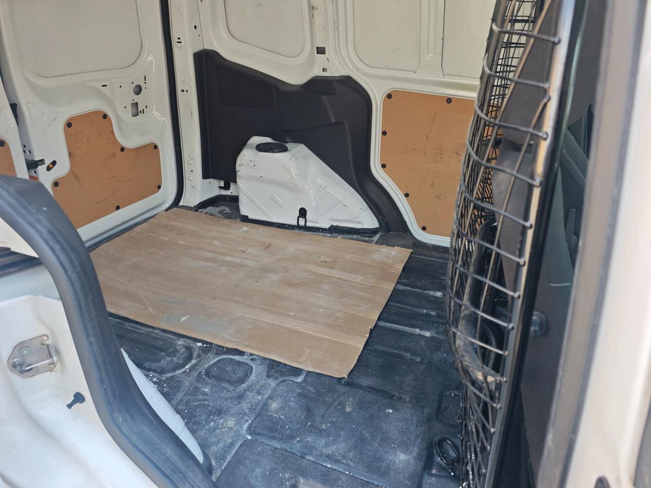 Ford Transit Courier - 2014
