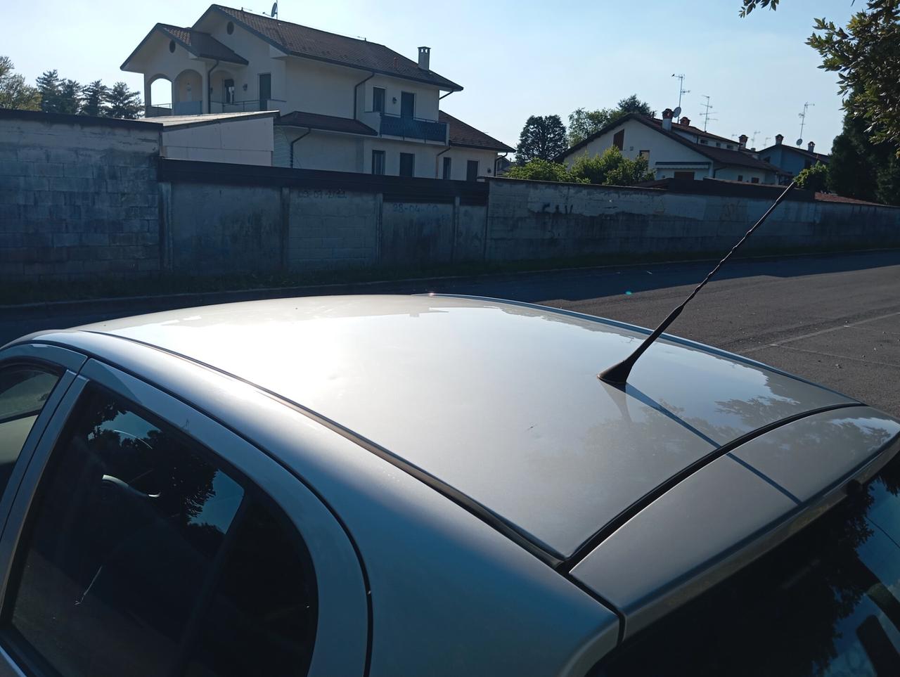 Toyota Yaris 1.0i 16V cat 5 porte Neopatentati