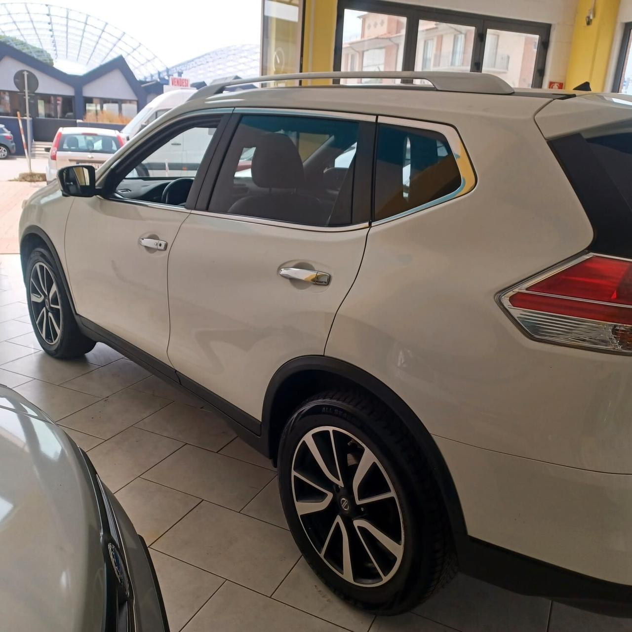4X4 NISSAN X-TRAIL 1.6 TDI FULL OPTIONAL