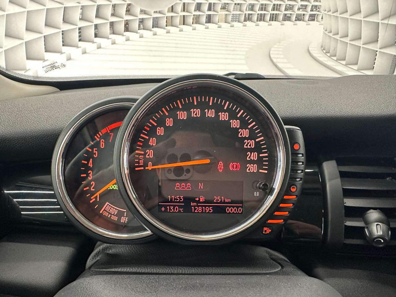 MINI ONE1.2 102CV-NEOPATENTATI-KM CERTIFIC-12M GAR-PERMUTE