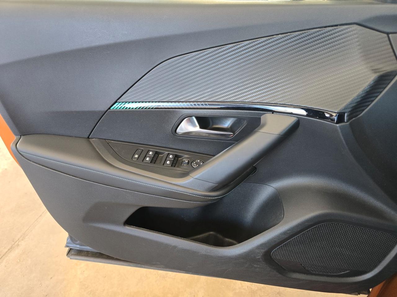 Peugeot 2008 PureTech 130 S&S GT - PARI AL NUOVO -