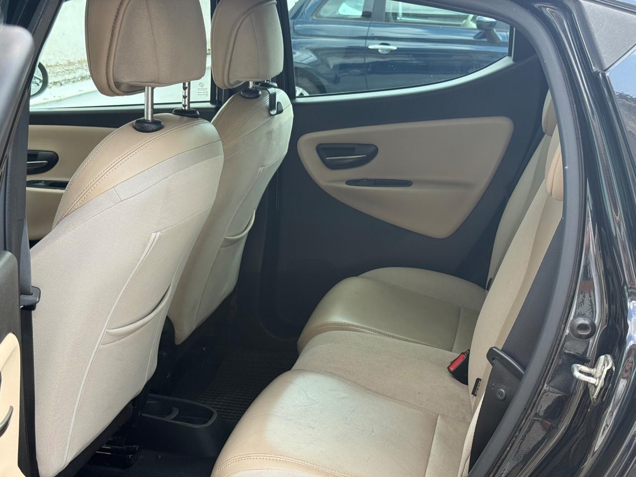 Lancia Ypsilon 1.3 MJT 16V 95 CV 5 porte S&S Platinum