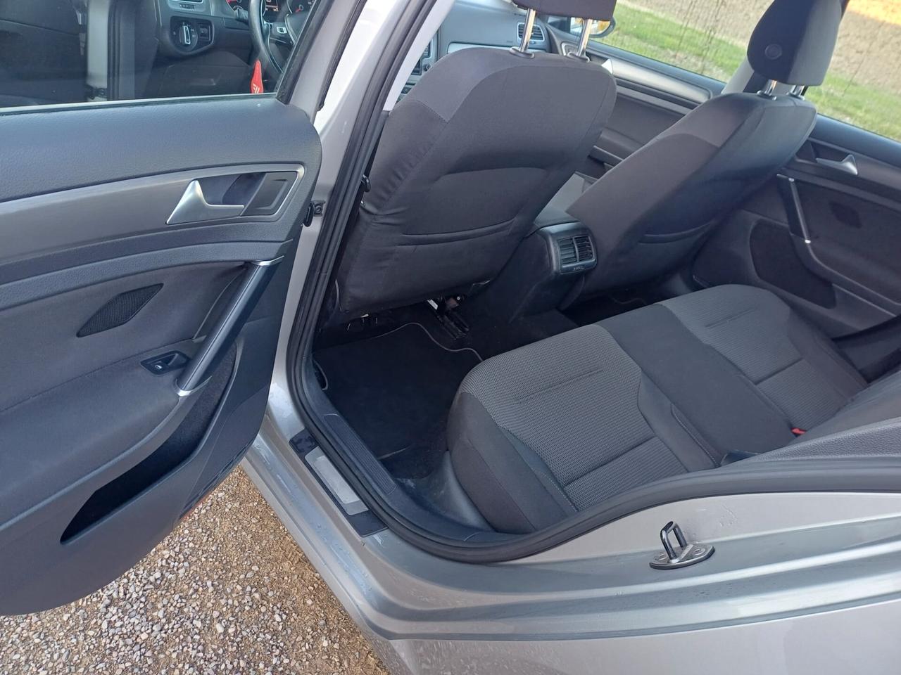 Volkswagen Golf 1.6 TDI 5p. Highline BlueMotion Technology