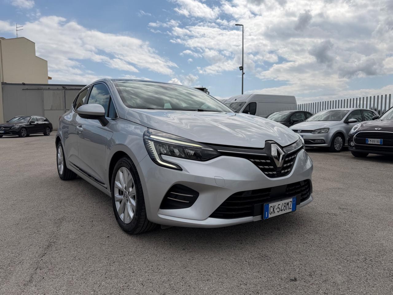 RENAULT CLIO 1.0 TCE GPL INTENS FUL LED PELLE MY22