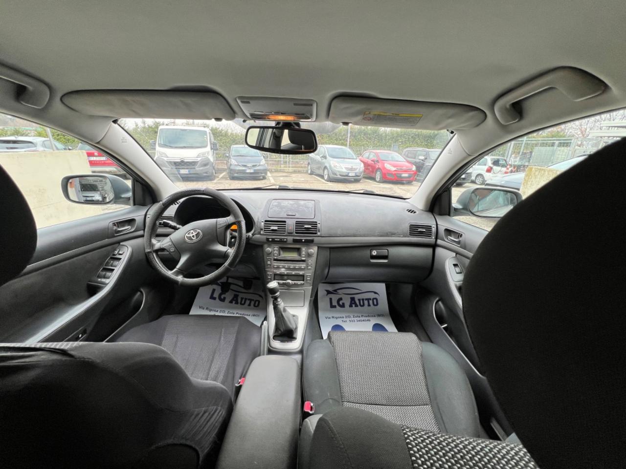 Toyota Avensis 2.0 D-4D 16V Station Wagon