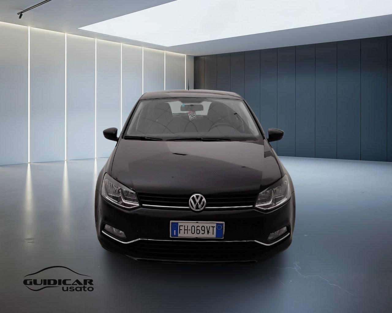 VOLKSWAGEN Polo V 2014 - Polo 5p 1.0 mpi Comfortline 75cv