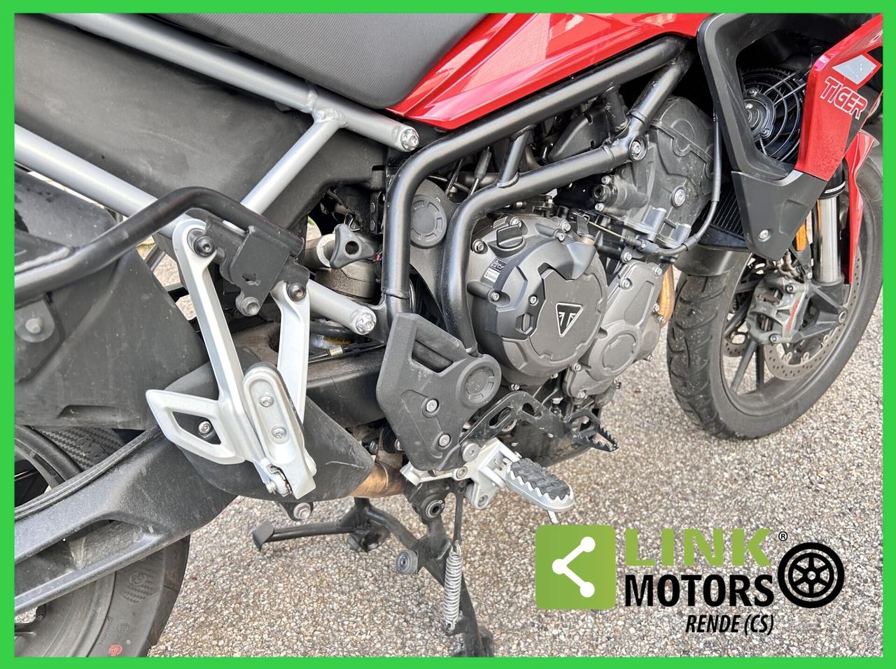 Triumph Tiger 900 GT