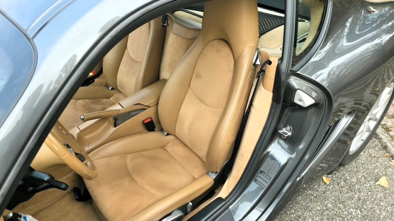 Porsche Cayman 2.7 PARI AL NUOVO