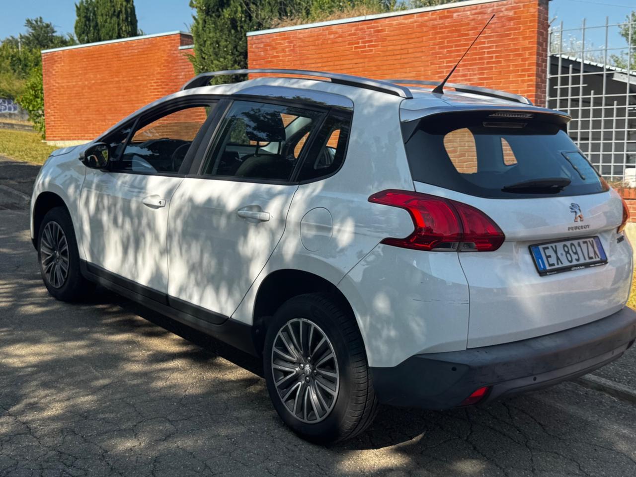 Peugeot 2008 PureTech 82 ETG5 S&S Allure