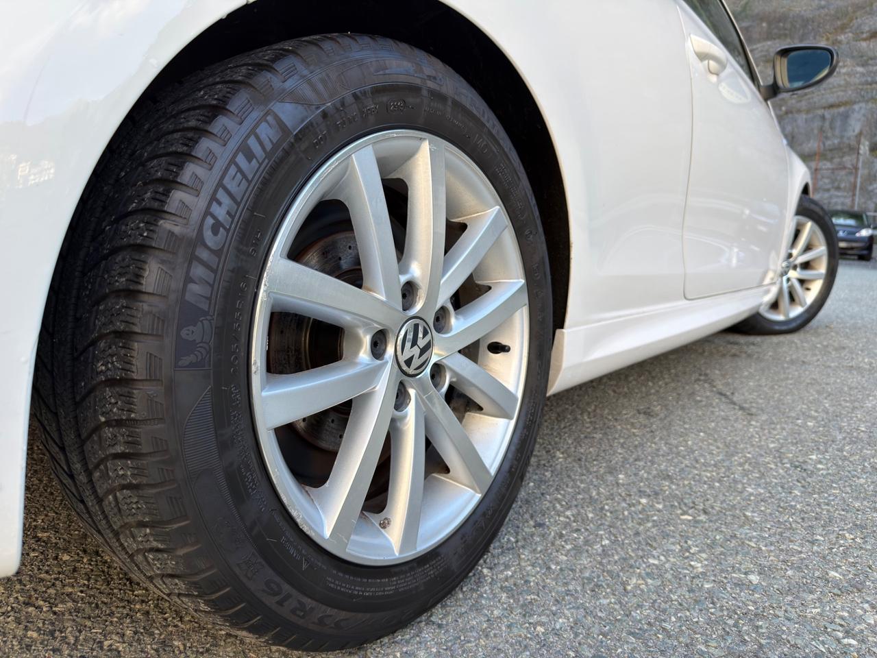 Volkswagen Golf 1.4 TSI 160CV R line 3p. Highline