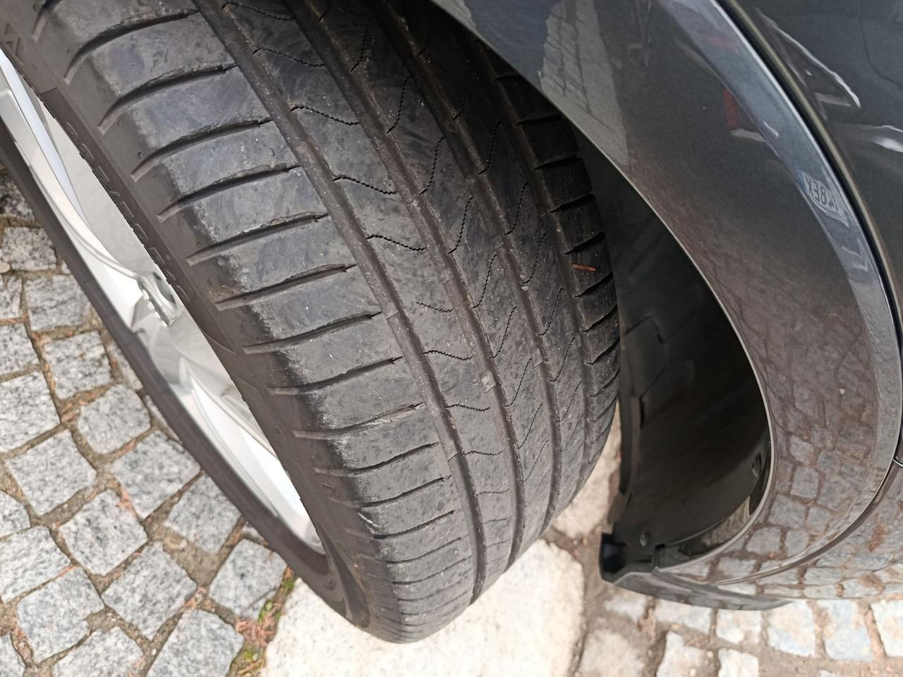 Audi Q3 S Line 2.0 35 TDI #8385