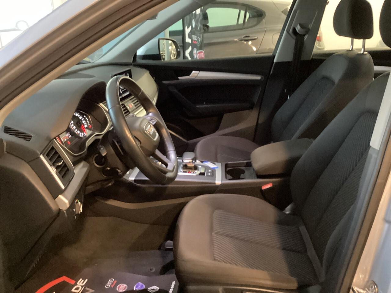 Audi Q5 35 TDI quattro S tronic Business