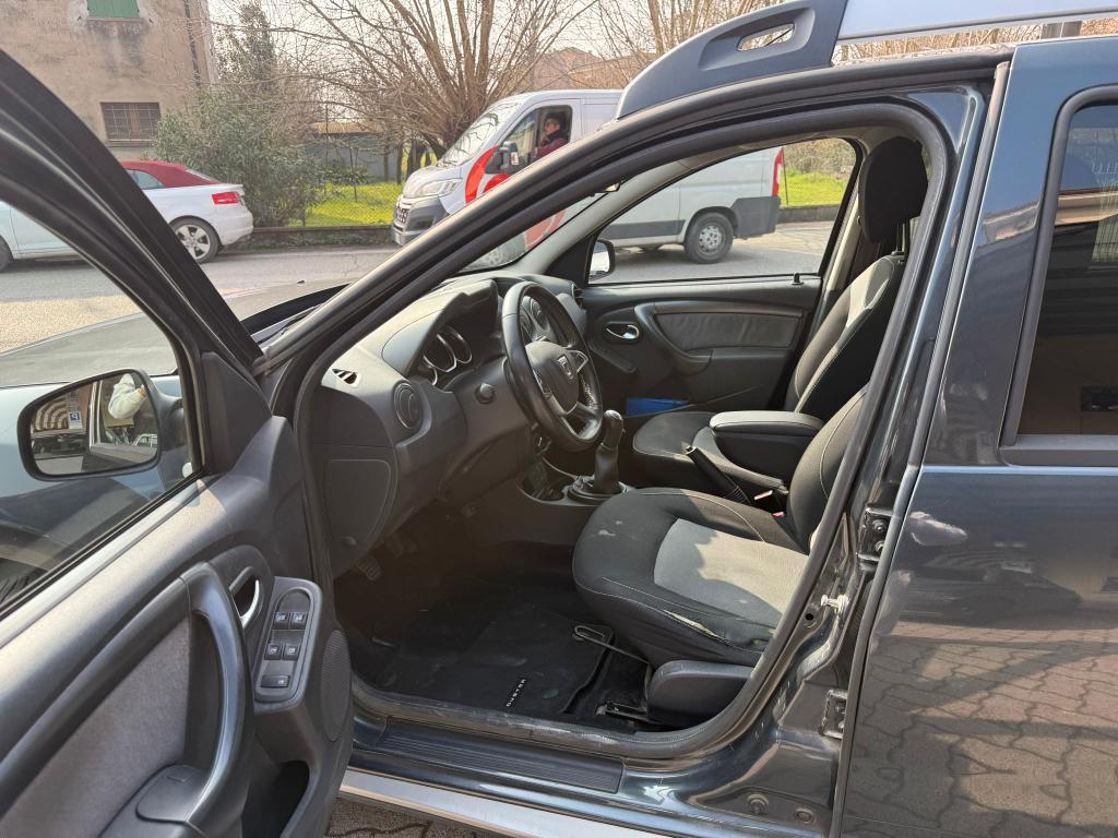 Dacia Duster 1.6 4x2 s&s 115cv NAVI PDC OK NEOPATENTATO