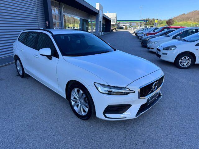 VOLVO V60 D3 2.0 DIESEL Geartronic R-design FULL LED RDESIGN