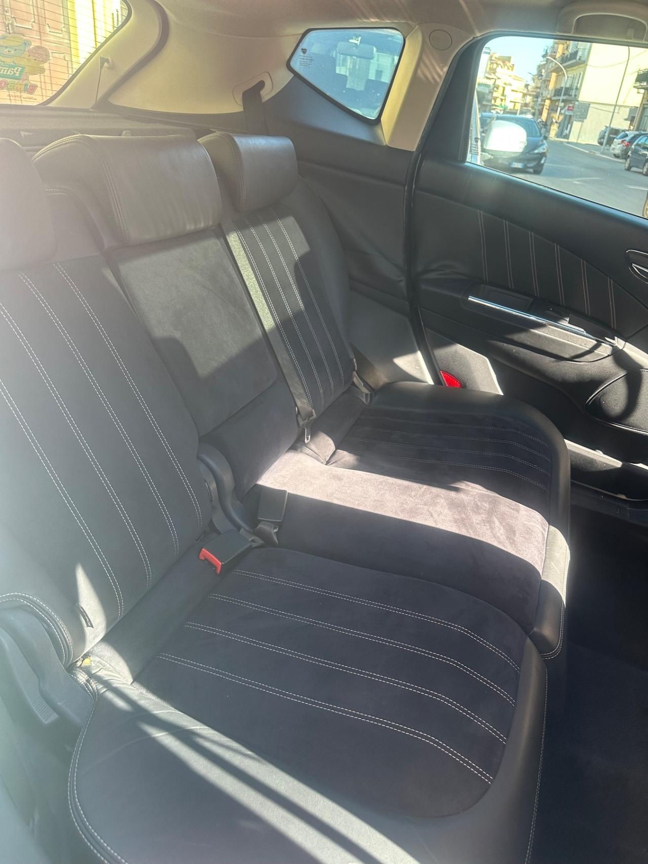 Lancia Delta 1.6 MJT DPF Platino 201 KM 224026 CERT