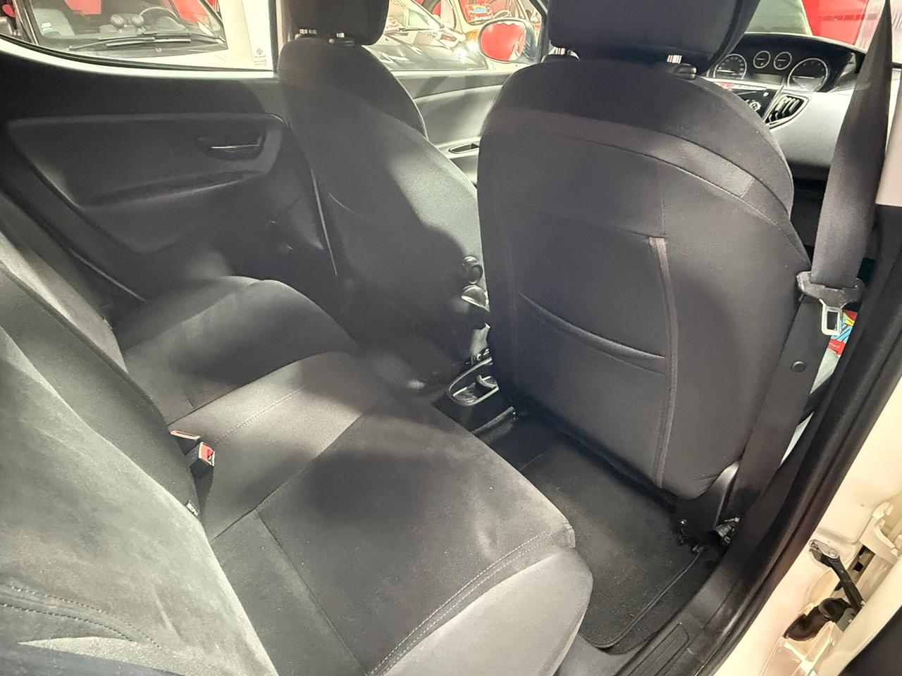 Lancia Ypsilon 1.2 69cv Platinum - 2011