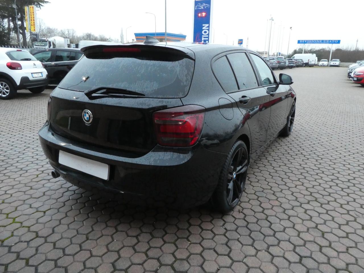 Bmw 116 116d 5p. Urban OK NEOPATENTATI