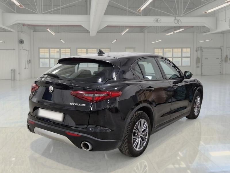 ALFA ROMEO STELVIO 2.2 TURBO DIESEL 190 CV BUSINESS AT8 Q4 SUV