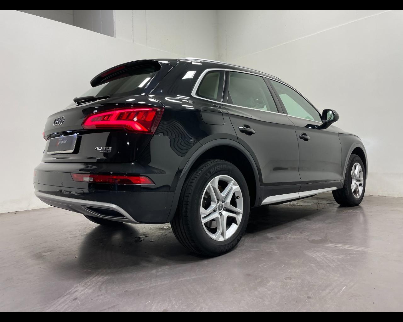 AUDI Q5 40 TDI QUATTRO S-TRONIC DESIGN