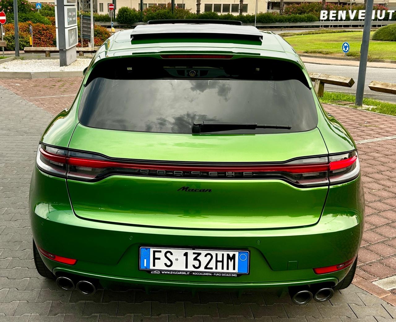 Porsche Macan 2.0 BENZINA 245CV PYTHON GREEN (GTS COLOR)