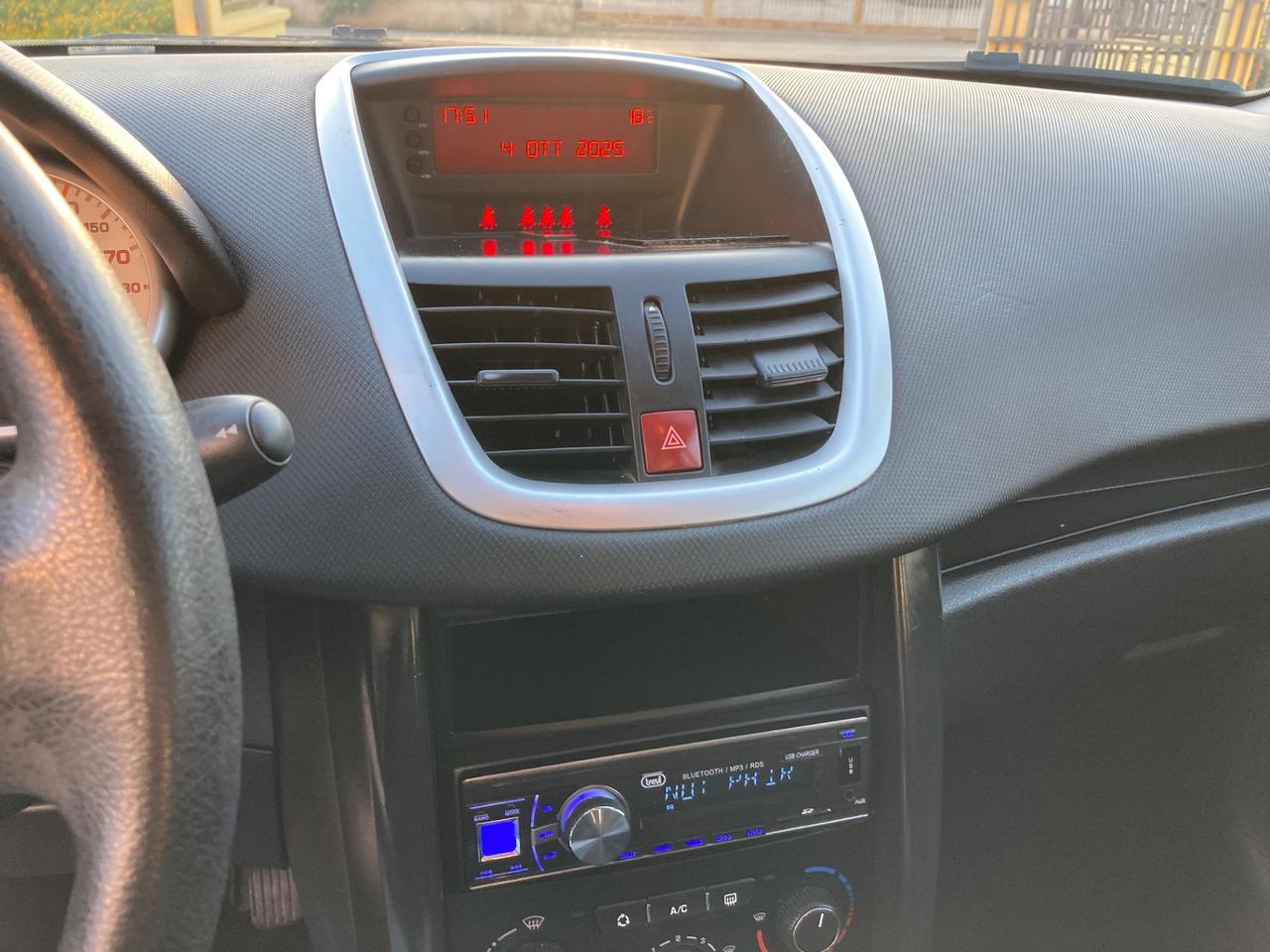 Peugeot 207 1.4 HDi 70CV 5p.