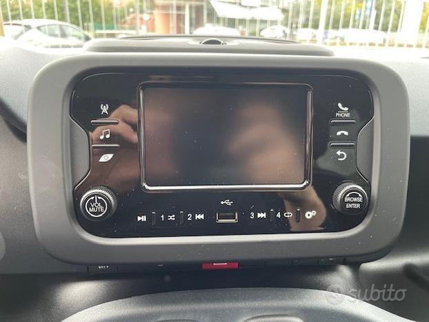 FIAT Panda My24 1.0 70cv Hybrid Panda N70596