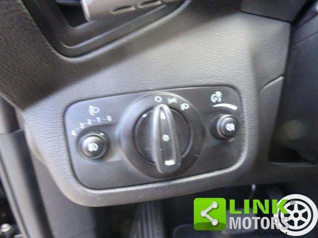 FORD C-Max 1.5 TDCi 120CV Powershift Start&Stop Business