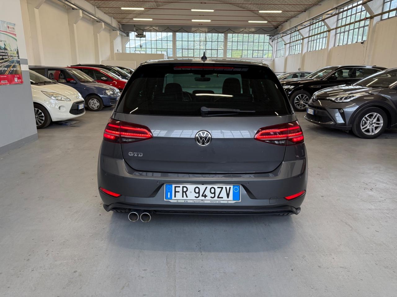 Volkswagen Golf GTD 2.0 TDI DSG 2018 184cv