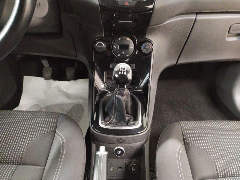 Ford Fiesta 3p 1.4 Titanium Gpl 95cv E6