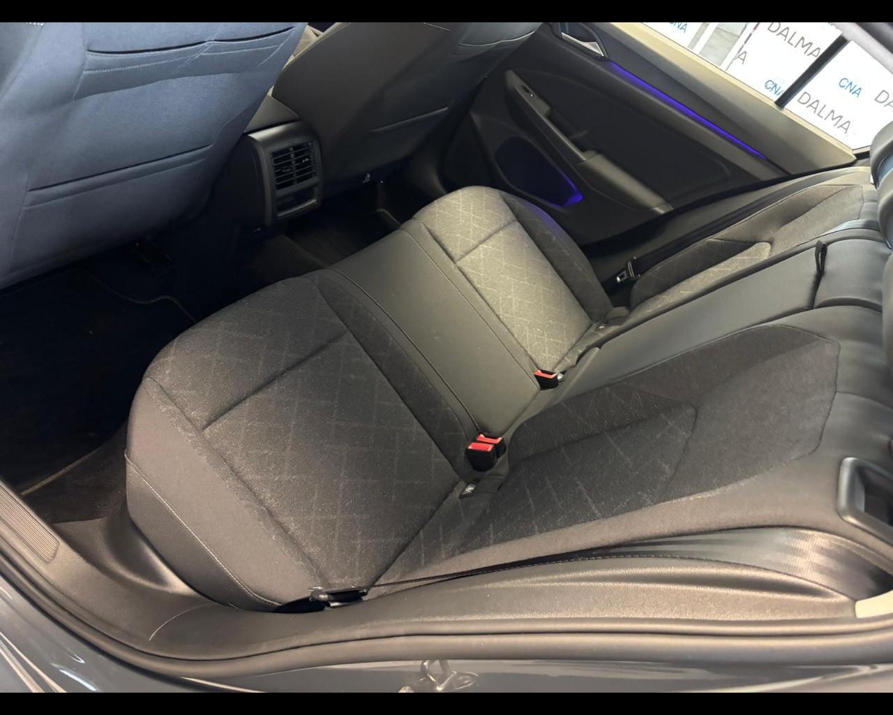 VOLKSWAGEN Golf VIII 2020 - Golf 1.5 etsi evo Style 130cv dsg
