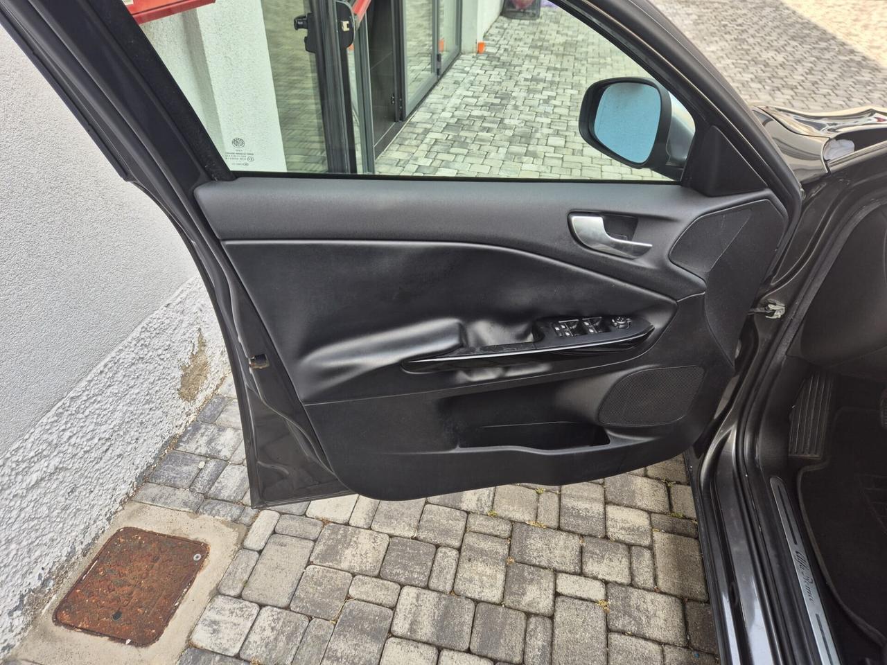 Alfa Romeo Giulietta 1.4 170CV