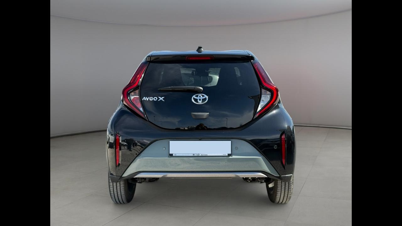 TOYOTA Aygo X 1.0B LOUNGE S-CVT - MY24