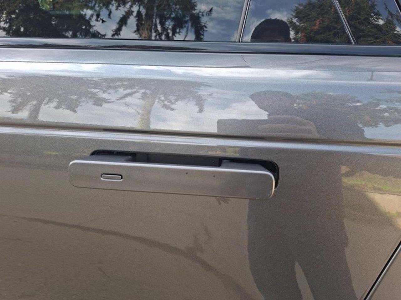 Land Rover Range Rover Velar 3.0 V6 SD6 300 CV R-Dynamic HSE