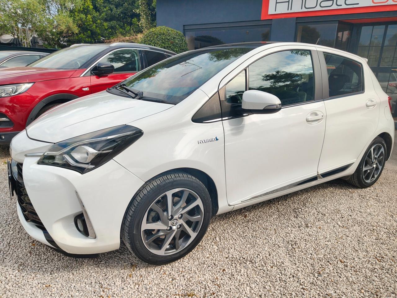 Toyota Yaris HYBRID LOUNGE TETTO PANORAMICO **SOLO 92000KM ** PREZZO REALE