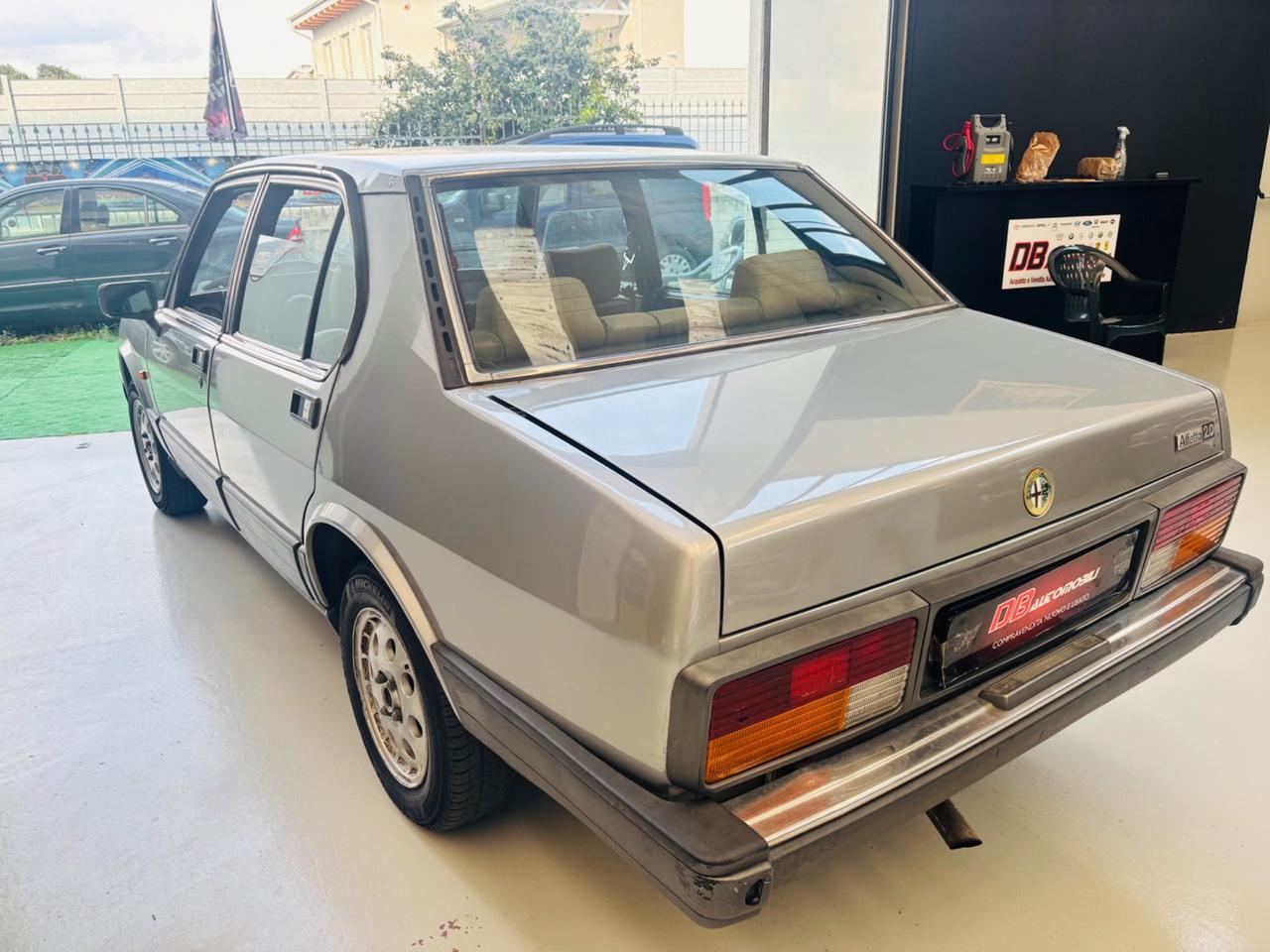 Alfa Romeo Alfetta 2.0