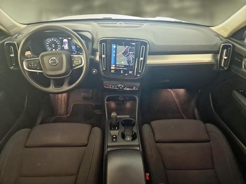 VOLVO XC40 D3 automatico Momentum
