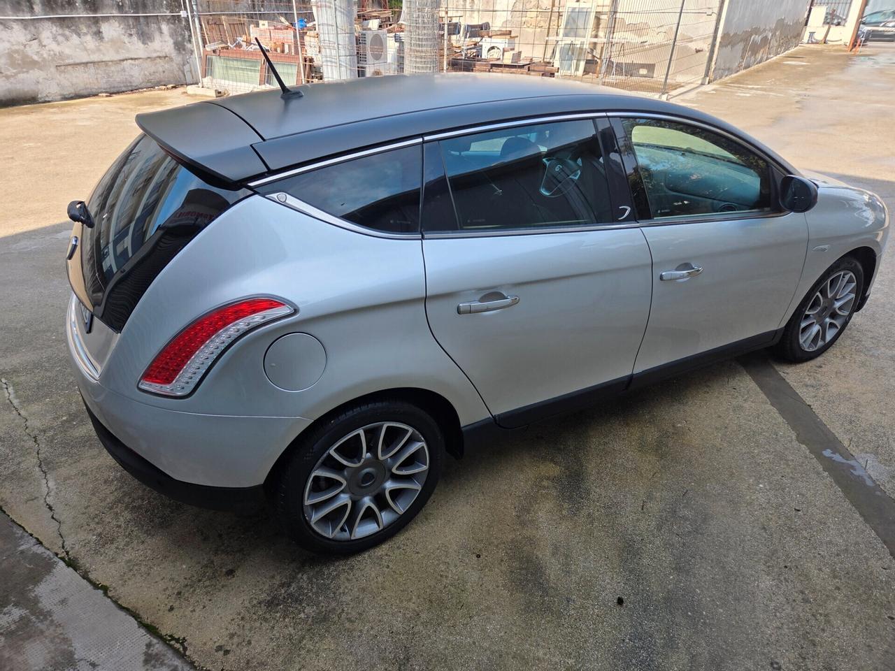 Lancia Delta 1.4 T-Jet 120 CV Platino Ecochic GPL