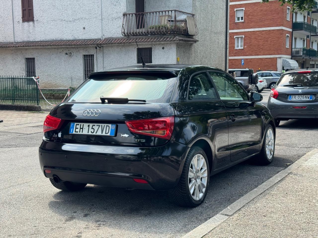Audi A1 1.2 TFSI Ambition TAGLIANDATA - OK NEOPATENTATI