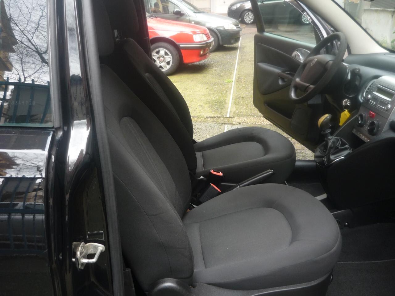 Lancia Ypsilon 1.2 69 CV Diva