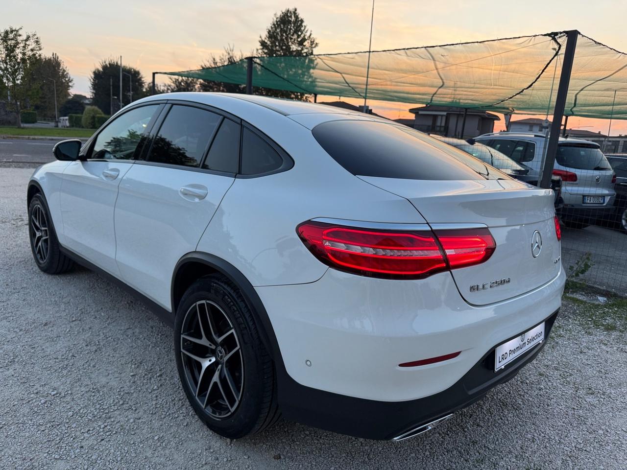 Mercedes-benz GLC 250 d 4Matic Coupé Premium AMG Full Top