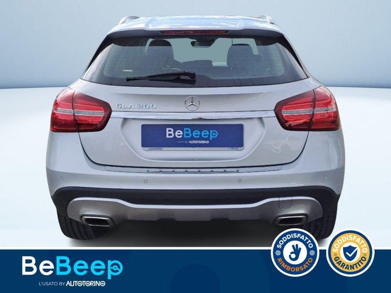 Mercedes-Benz GLA 200 SPORT AUTO