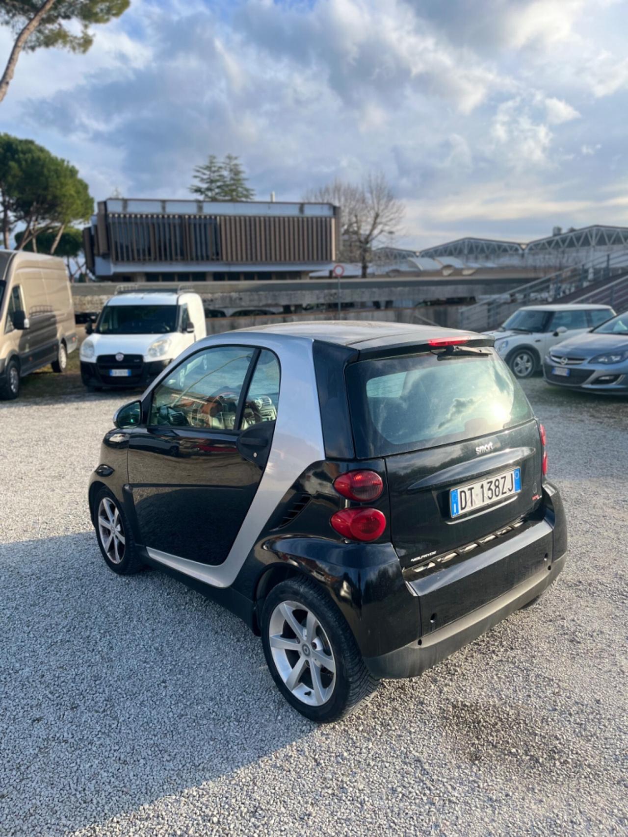 Smart ForTwo 1.0 benzina passion SI NEOPATENTATI