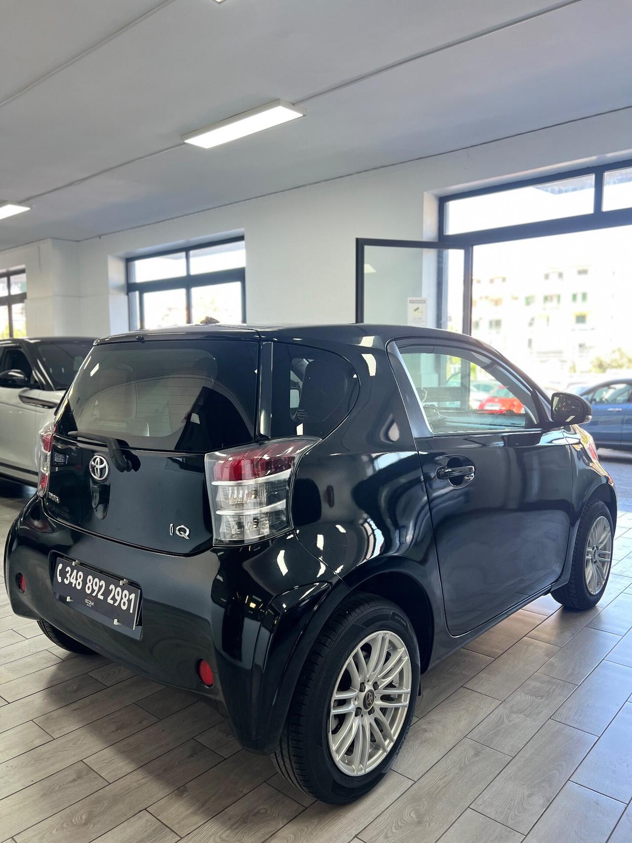 Toyota iQ 1.0 Multidrive