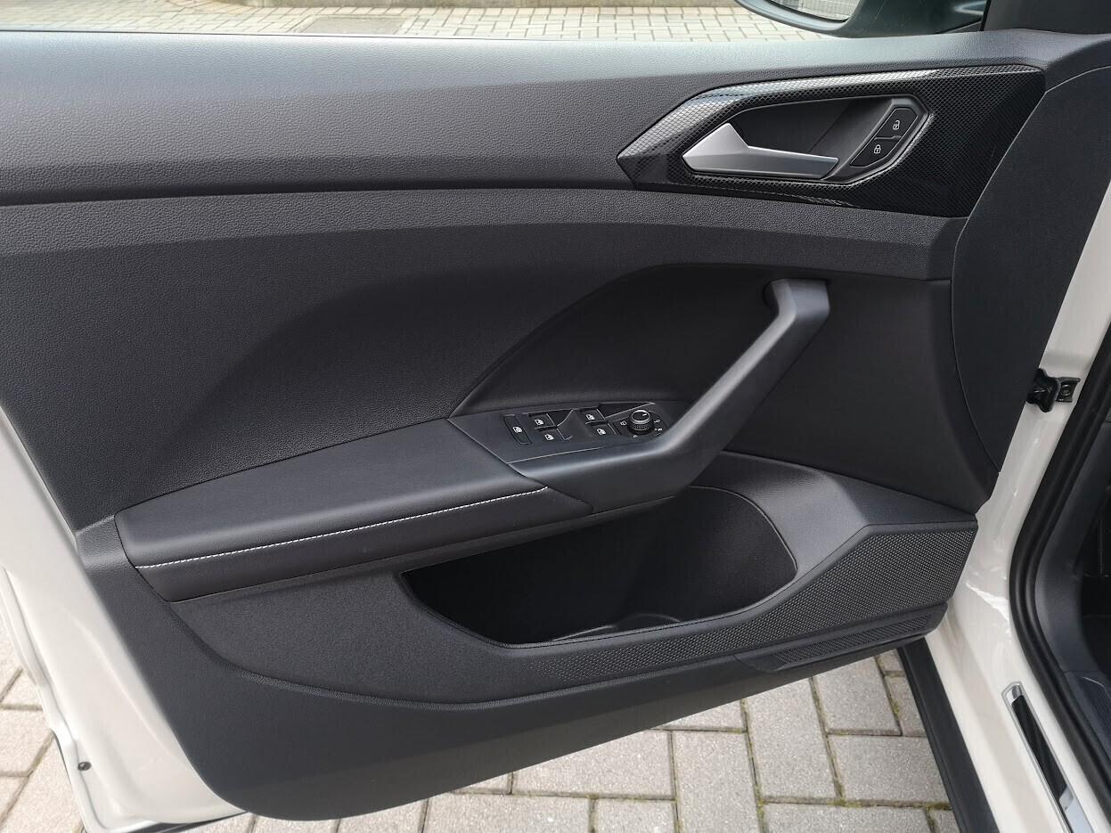 Volkswagen T-Cross 1.0 TSI 95 CV ACCESSORIATA