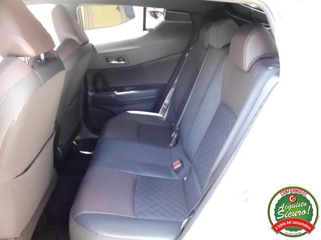 TOYOTA C-HR 1.2 Turbo CVT 4WD Style
