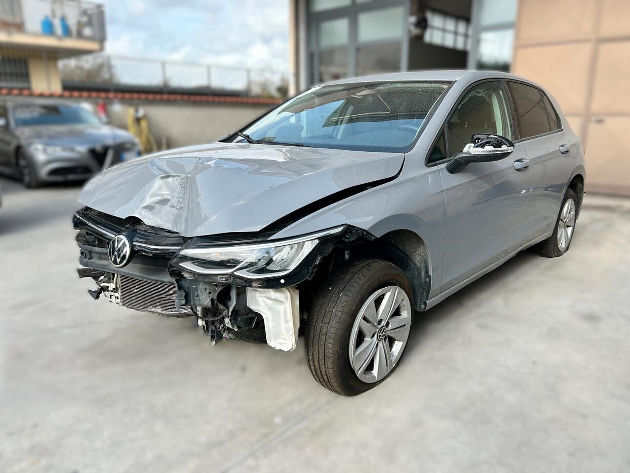 VW GOLF 8 2.0 TDI 150cv DSG - 2021 Incidentata